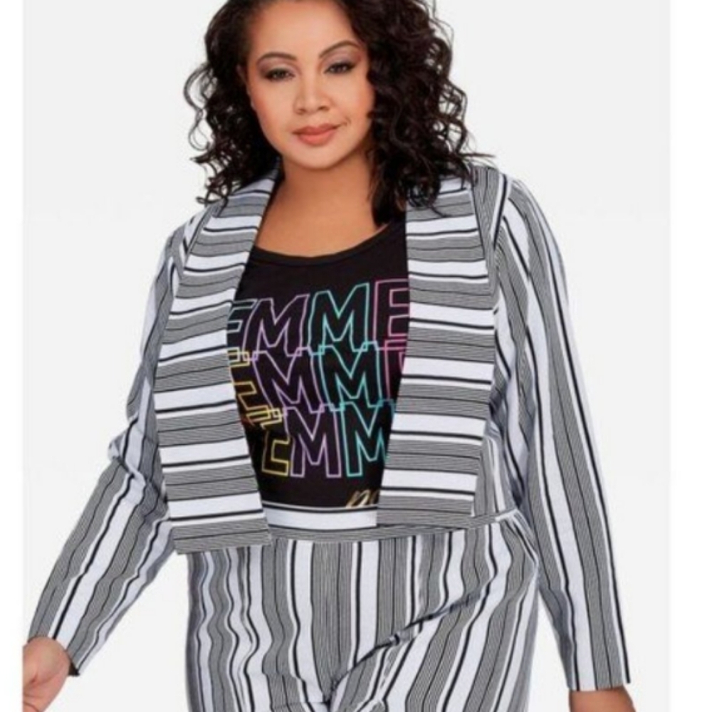 ♥️ CLOSET CLOSING PRICE FIRM LAST CHANCE